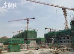 向国资“卖股+发债”后，胡葆森失去建业地产控制权？